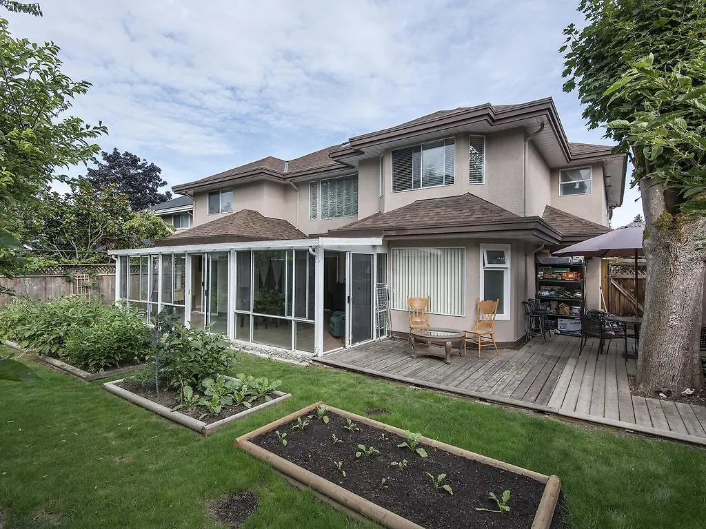 Fraser River Richmond Bed And Breakfast Canada